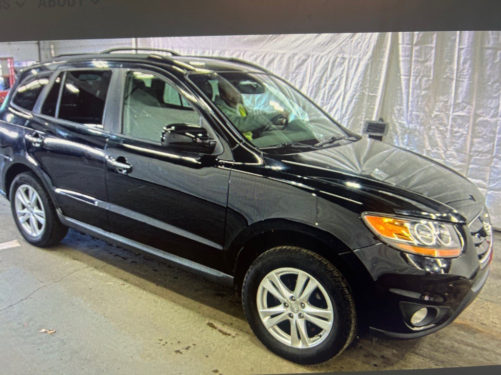 2011 Hyundai Santa Fe Image 4