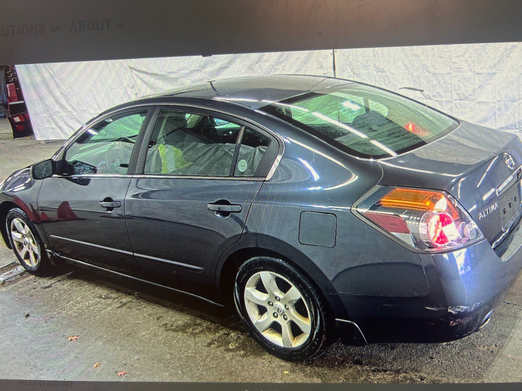 2009 Nissan Altima Image 3