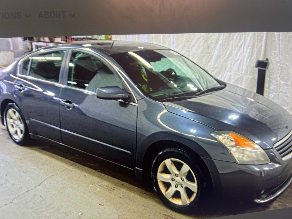 2009 Nissan Altima Image 4