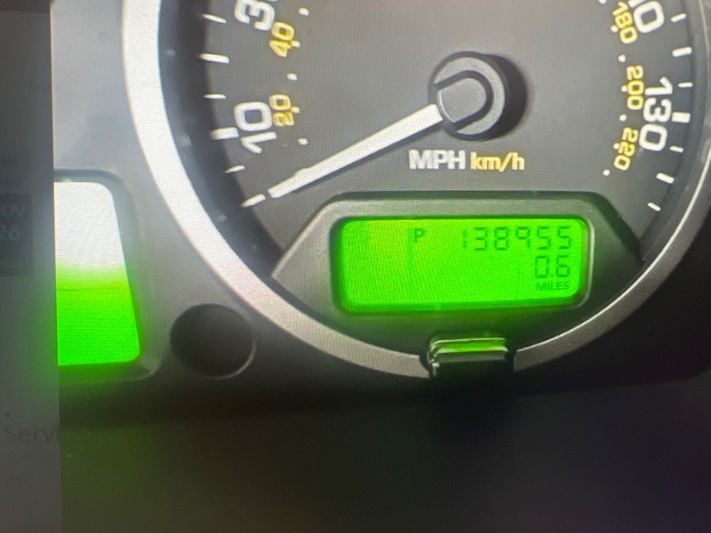 2011 Land Rover LR2 Image 4