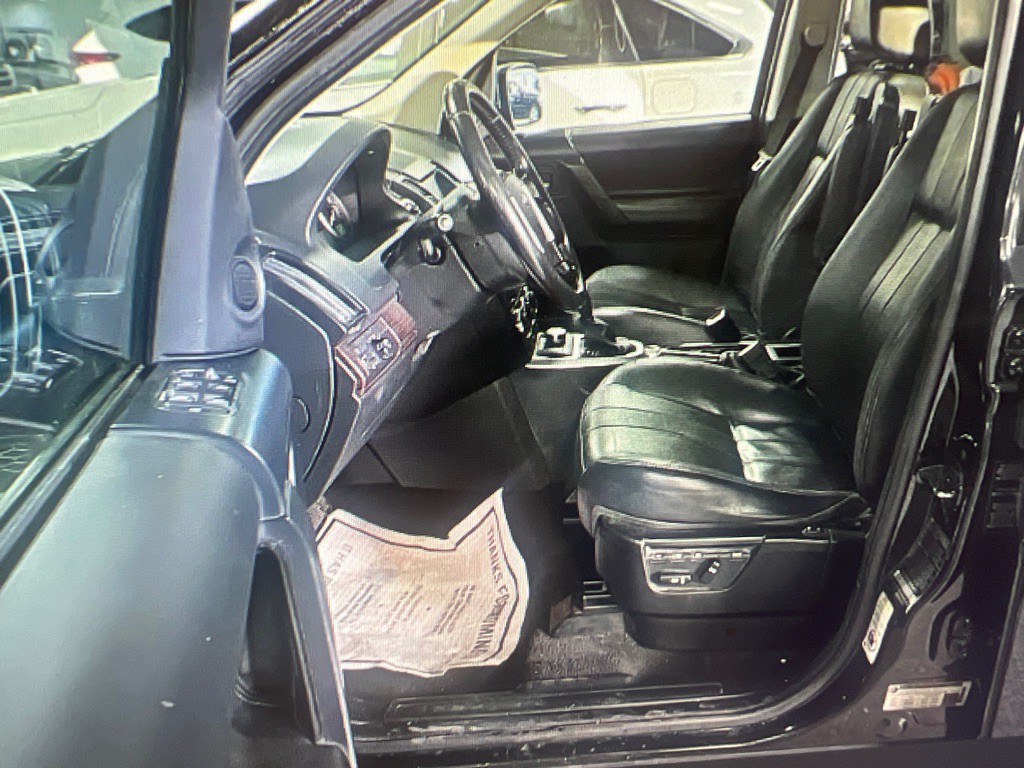 2011 Land Rover LR2 Image 11