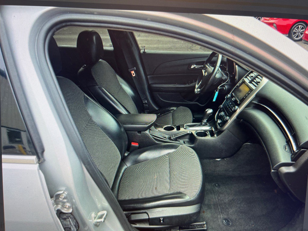 2014 Chevrolet Malibu Image 9