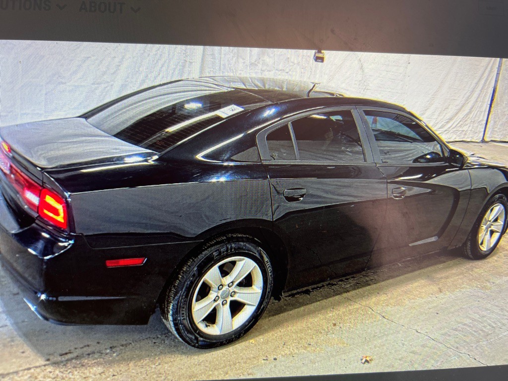 2014 Dodge Charger Image 2