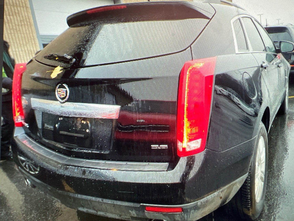2012 Cadillac SRX Image 2