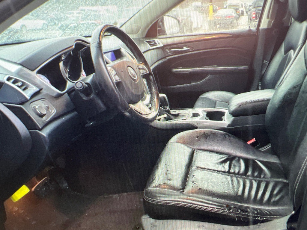 2012 Cadillac SRX Image 9