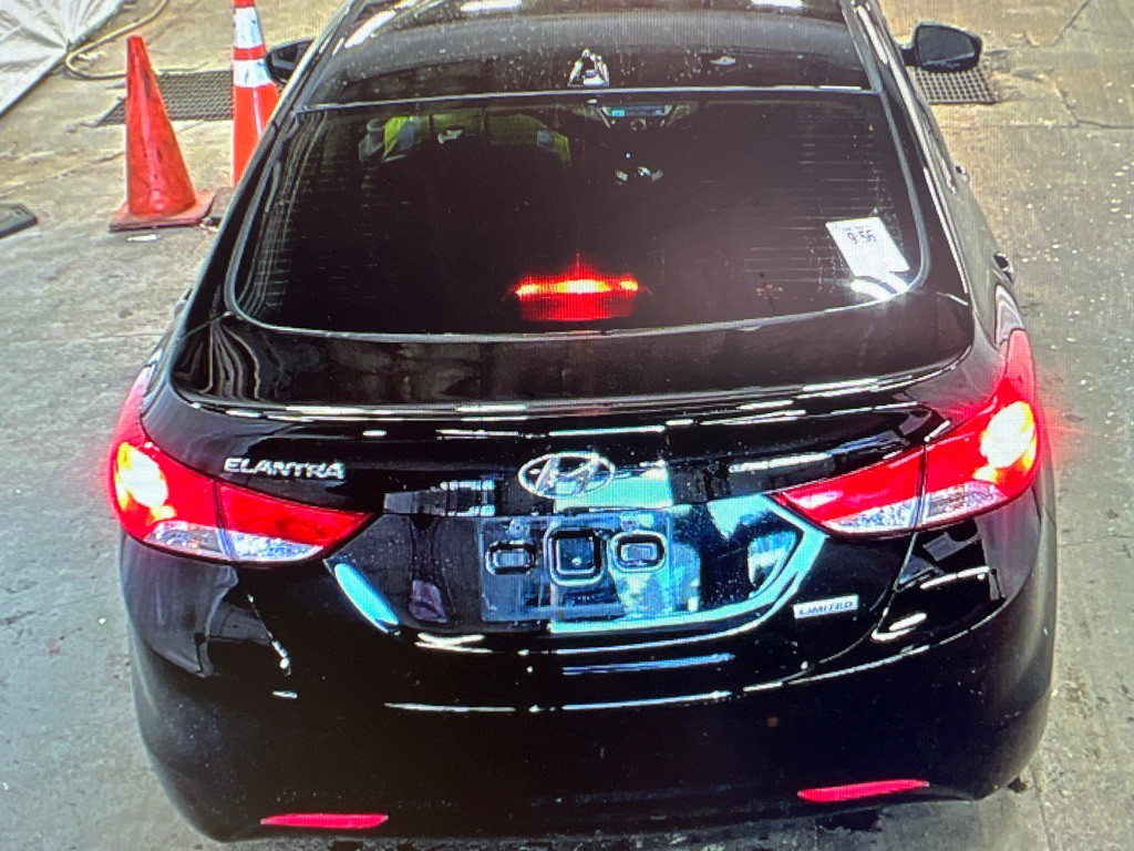 2012 Hyundai Elantra Image 7