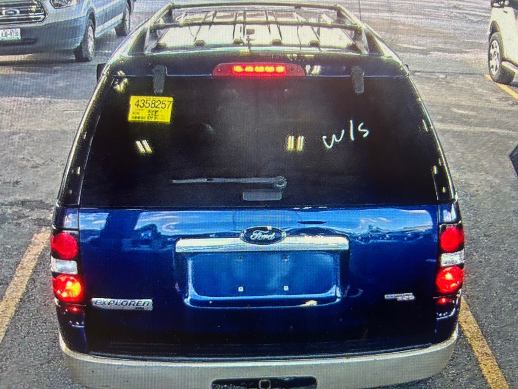 2007 Ford Explorer Image 7