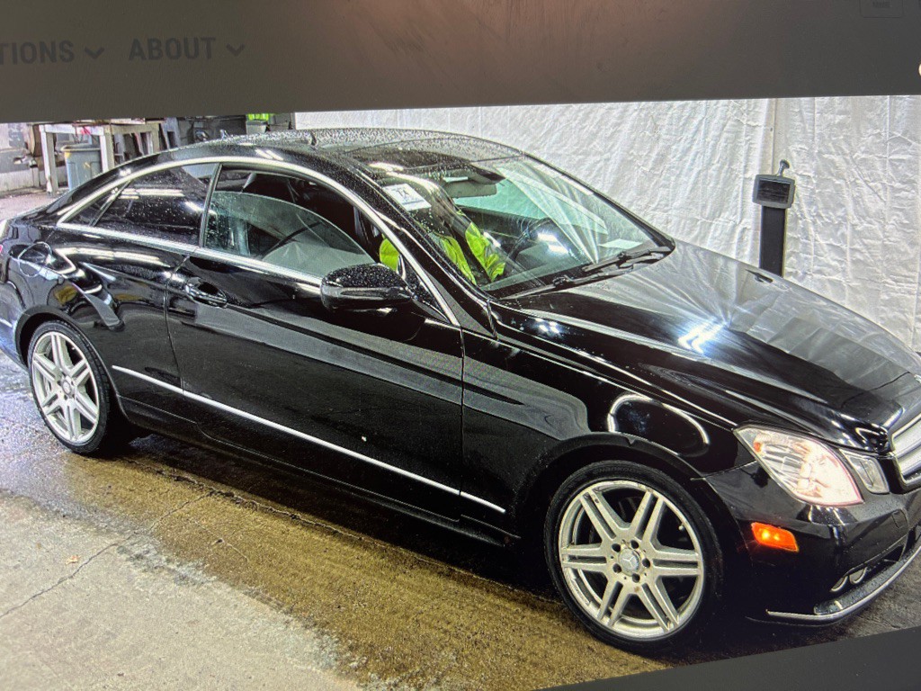 2010 Mercedes-Benz E-Class Image 5