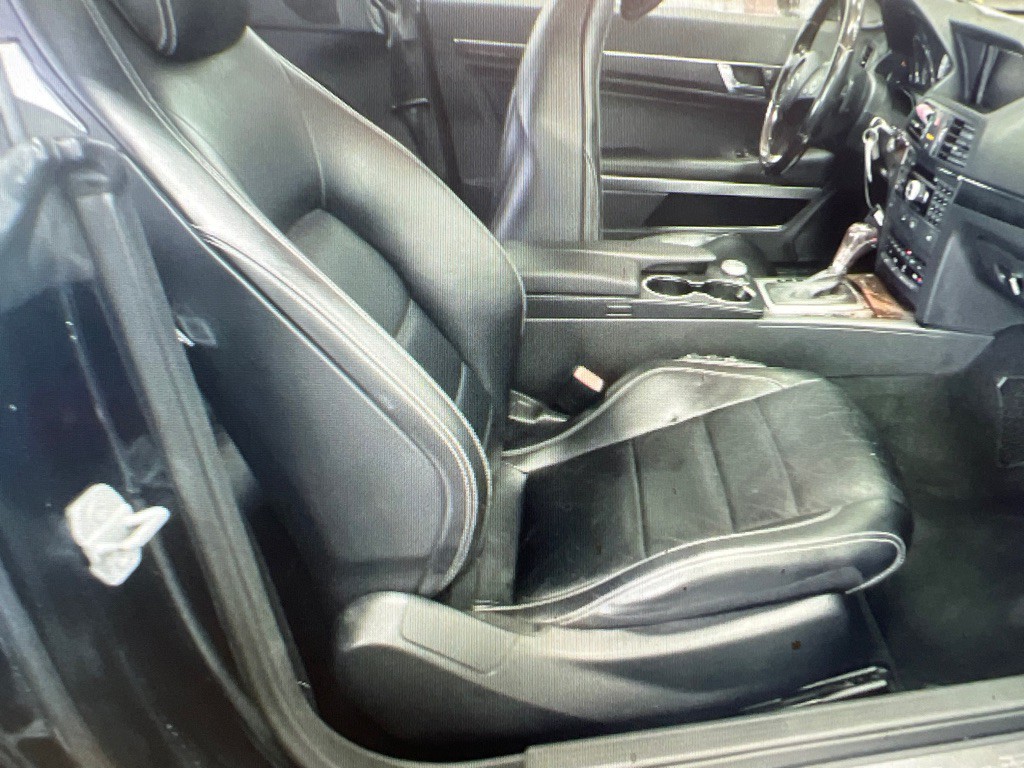 2010 Mercedes-Benz E-Class Image 8