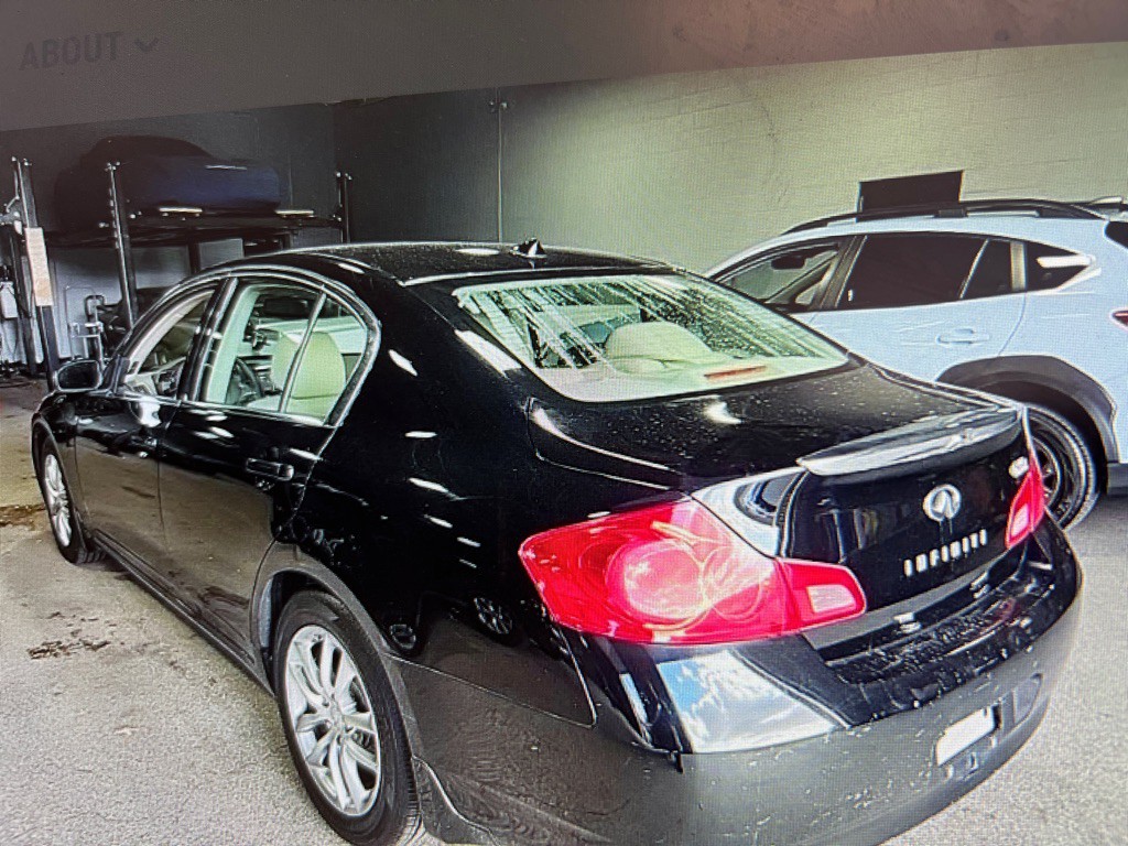 2007 INFINITI G35 Image 3