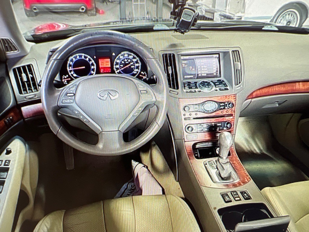 2007 INFINITI G35 Image 8