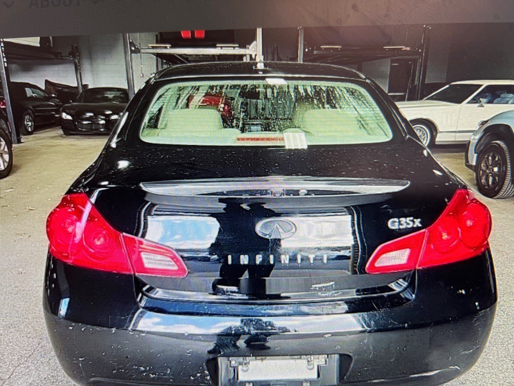 2007 INFINITI G35 Image 9