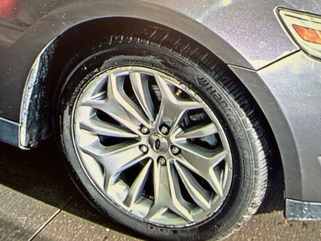 2014 Ford Taurus Image 8