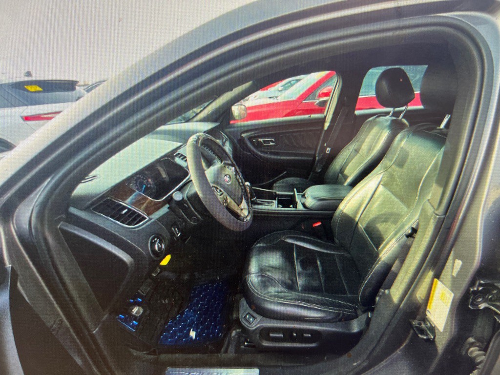 2014 Ford Taurus Image 12