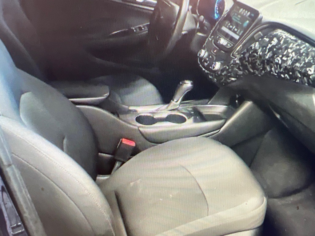 2016 Chevrolet Malibu Image 13