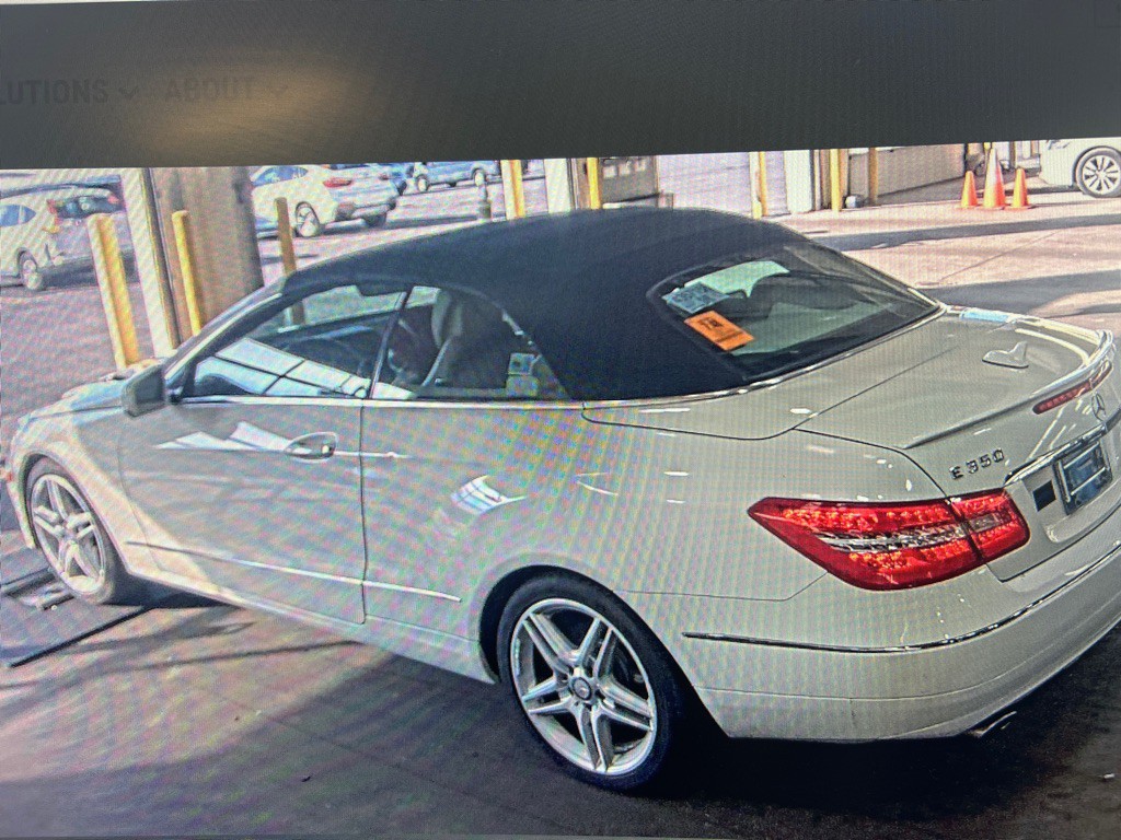 2011 Mercedes-Benz E-Class Image 2