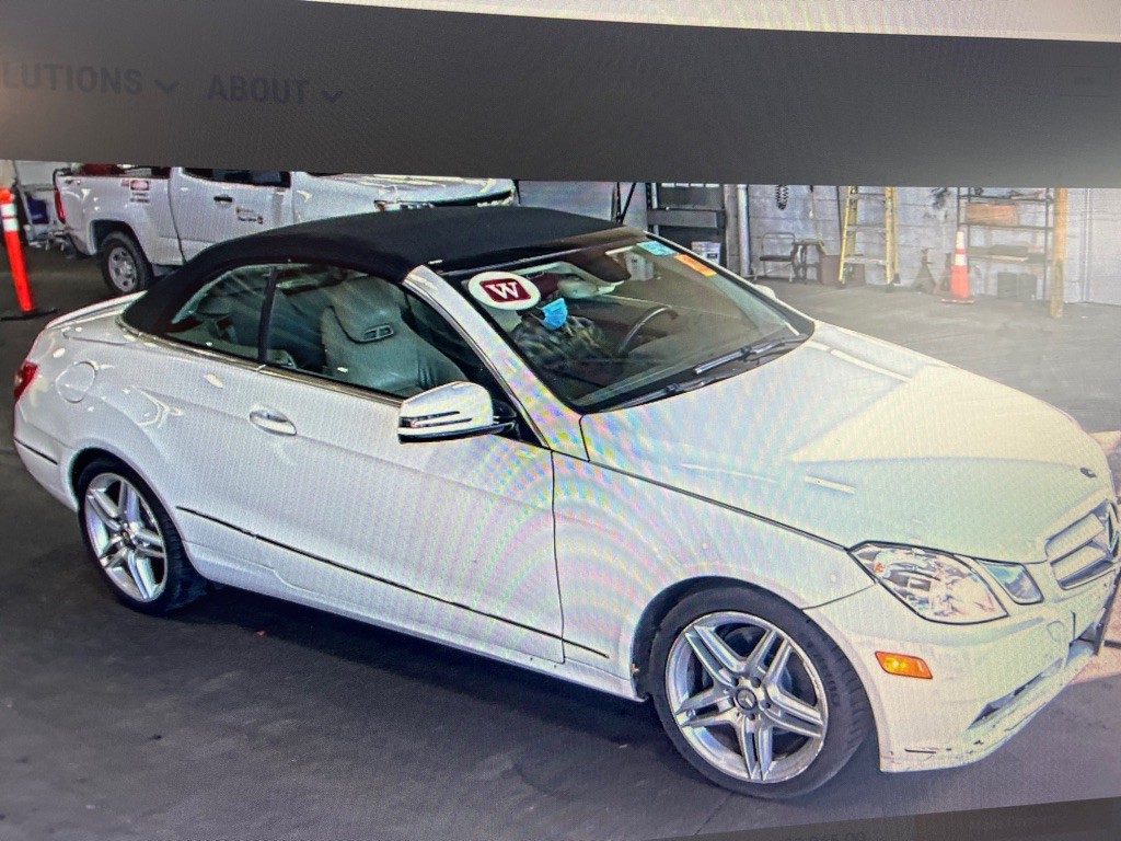 2011 Mercedes-Benz E-Class Image 3