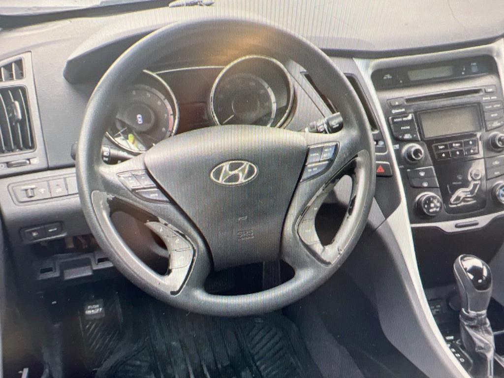 2013 Hyundai Sonata Image 7