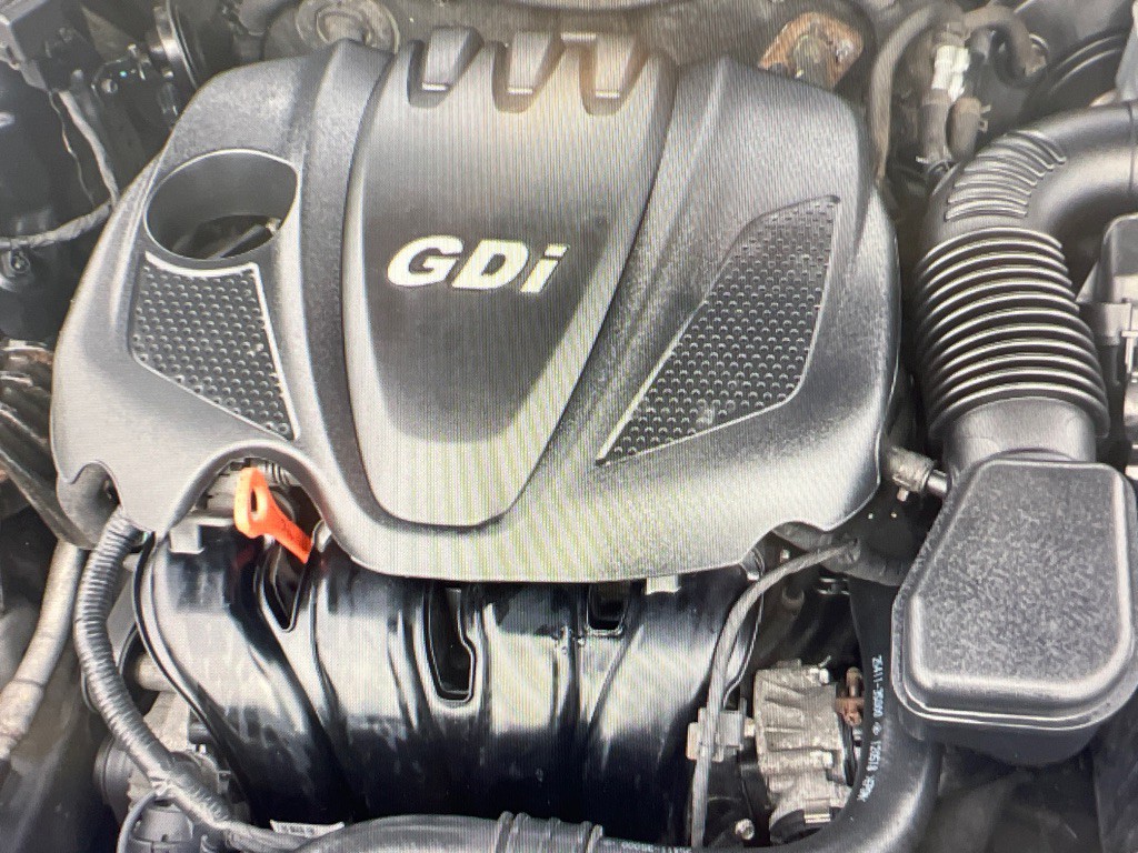 2013 Hyundai Sonata Image 8