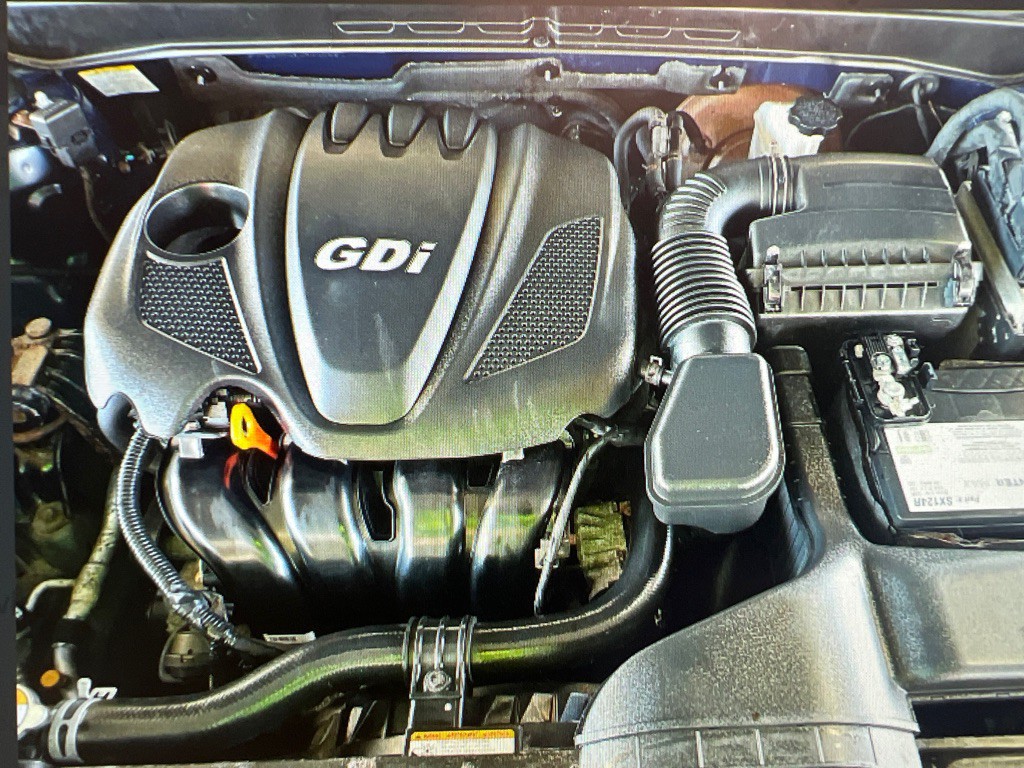 2012 Hyundai Sonata Image 6
