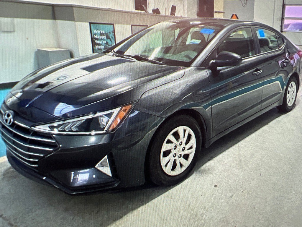 2020 Hyundai Elantra Image 1