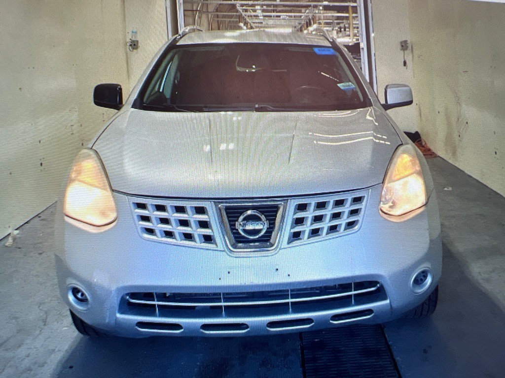 2010 Nissan Rogue Image 1