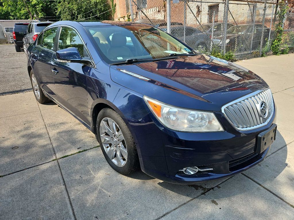 2010 Buick Lacrosse Image 5