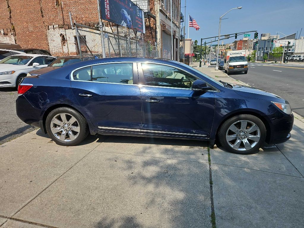 2010 Buick Lacrosse Image 6