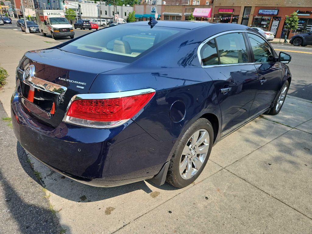 2010 Buick Lacrosse Image 7