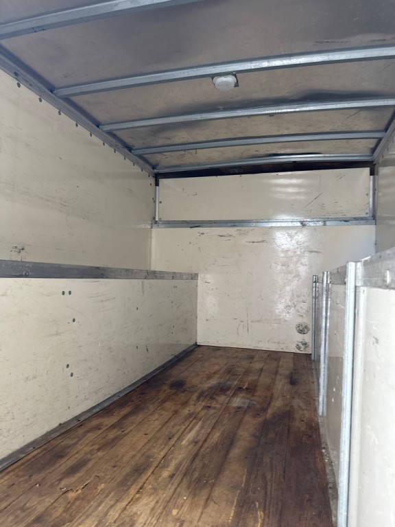 2014 Chevrolet Express Image 6