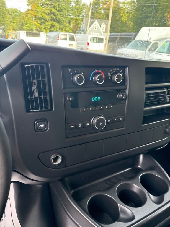 2014 Chevrolet Express Image 9