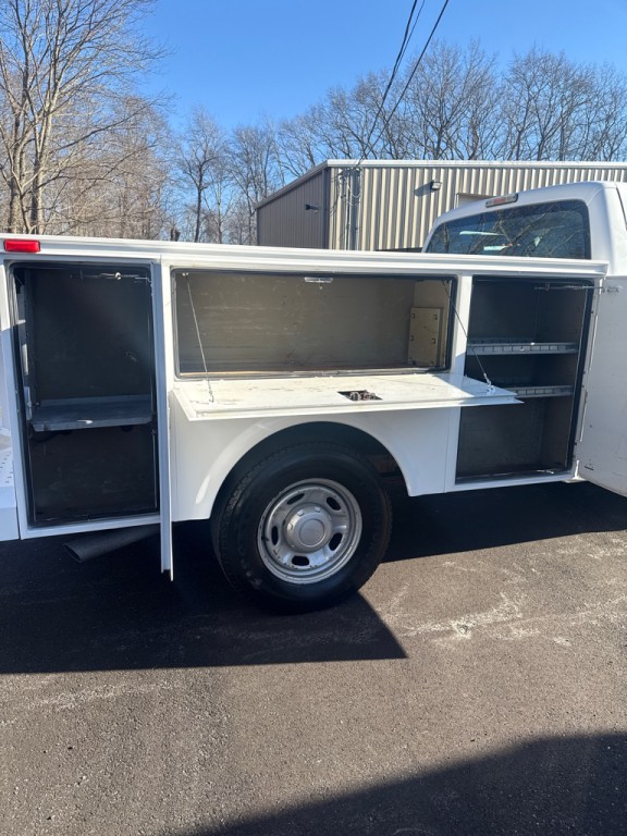 2015 Ford F-250 Image 10