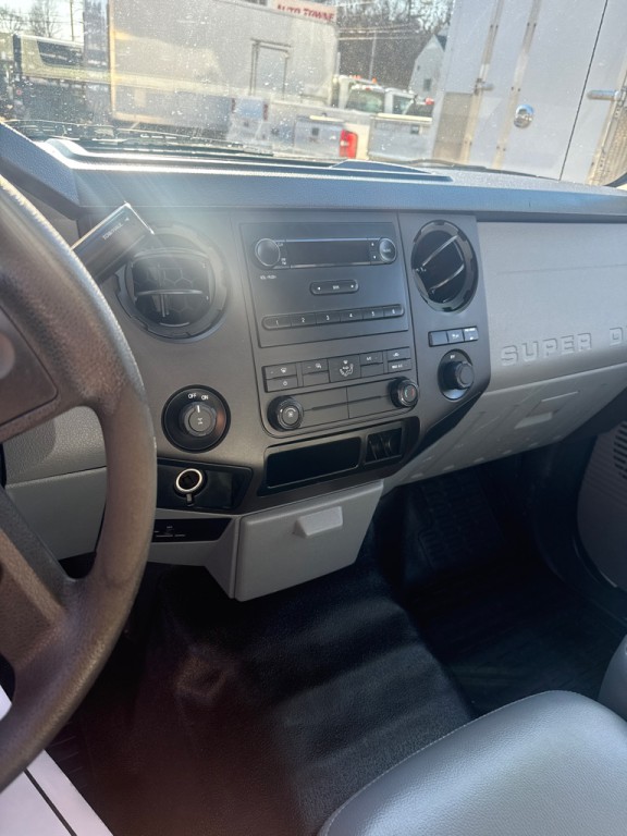 2015 Ford F-250 Image 15
