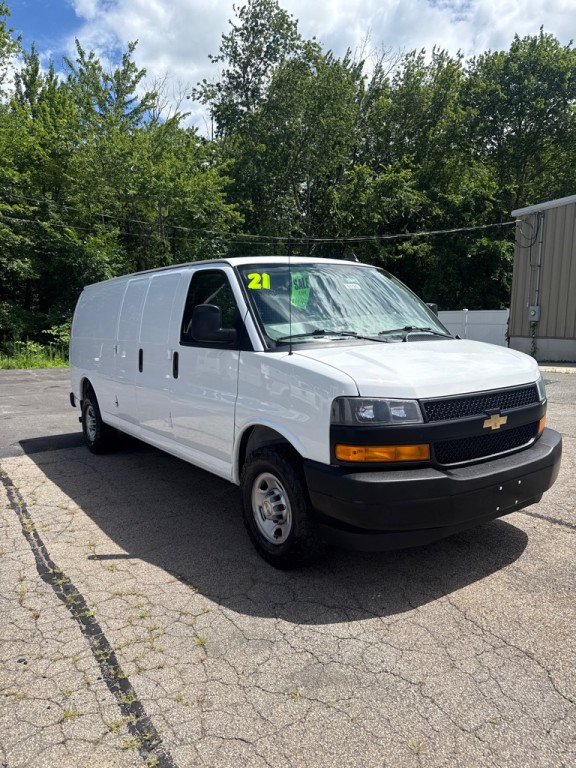 2021 Chevrolet Express Image 1