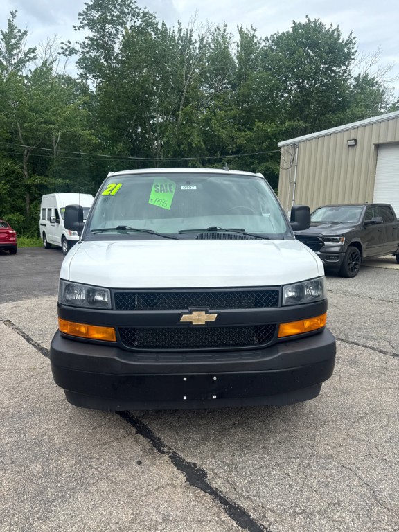 2021 Chevrolet Express Image 2
