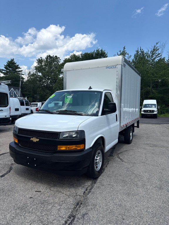 2020 Chevrolet Express Image 3