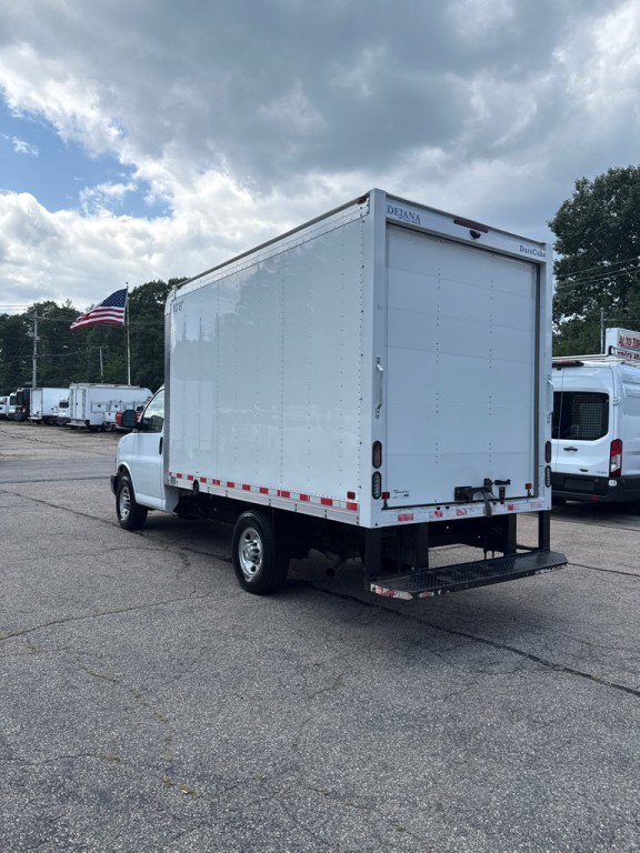 2020 Chevrolet Express Image 6