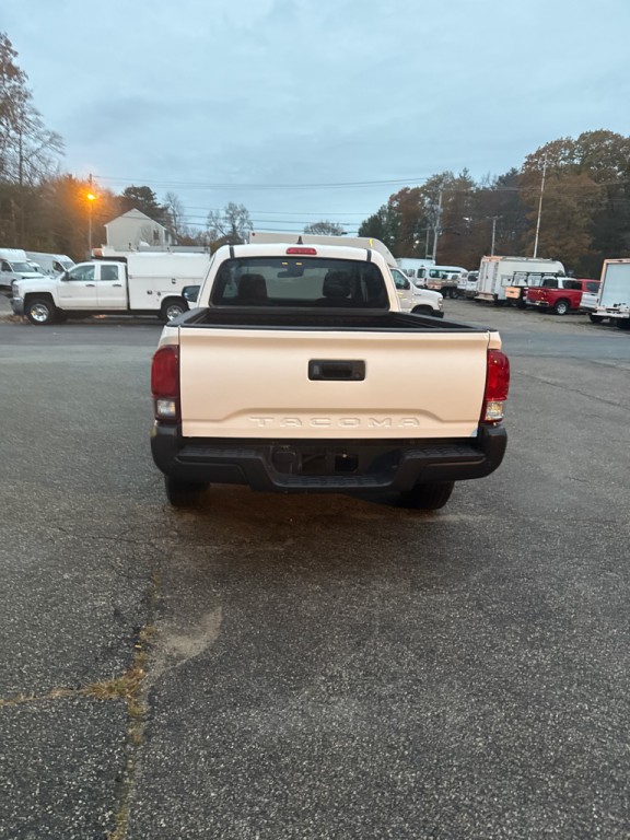 2020 Toyota Tacoma Image 6
