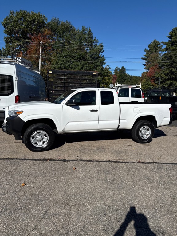 2020 Toyota Tacoma Image 4