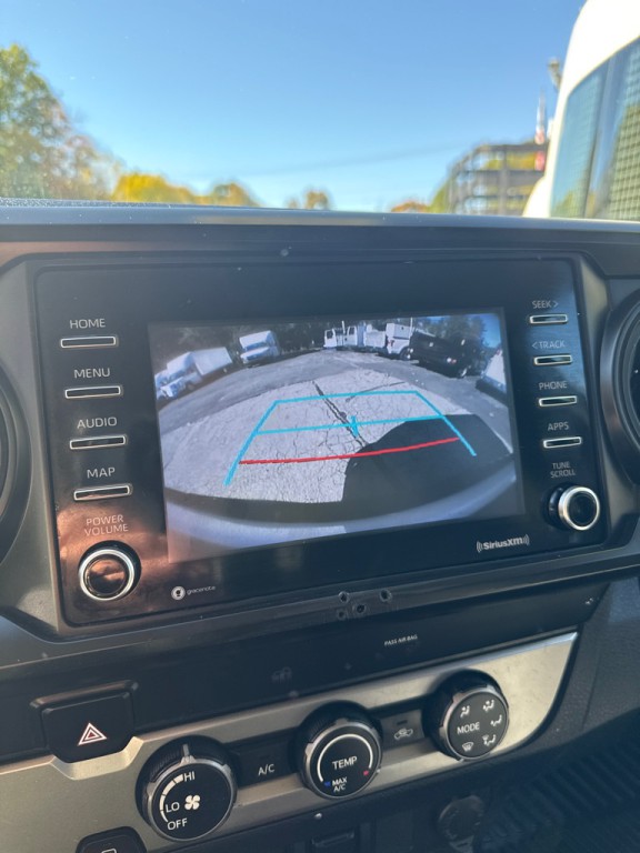 2020 Toyota Tacoma Image 13
