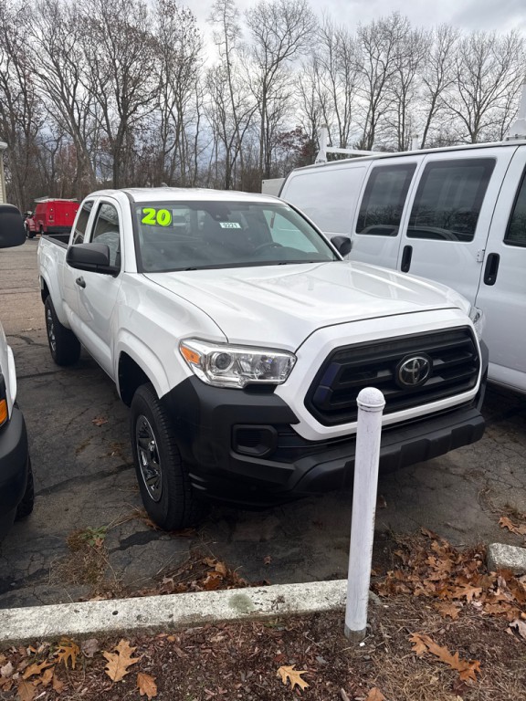 2020 Toyota Tacoma Image 1