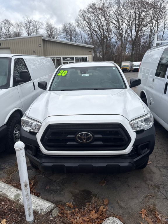 2020 Toyota Tacoma Image 2