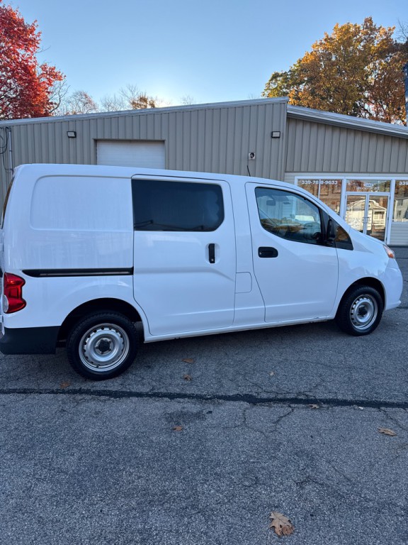 2021 Nissan NV200 Image 8