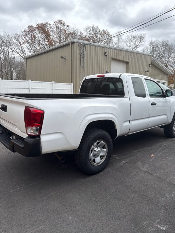 2019 Toyota Tacoma Image 6