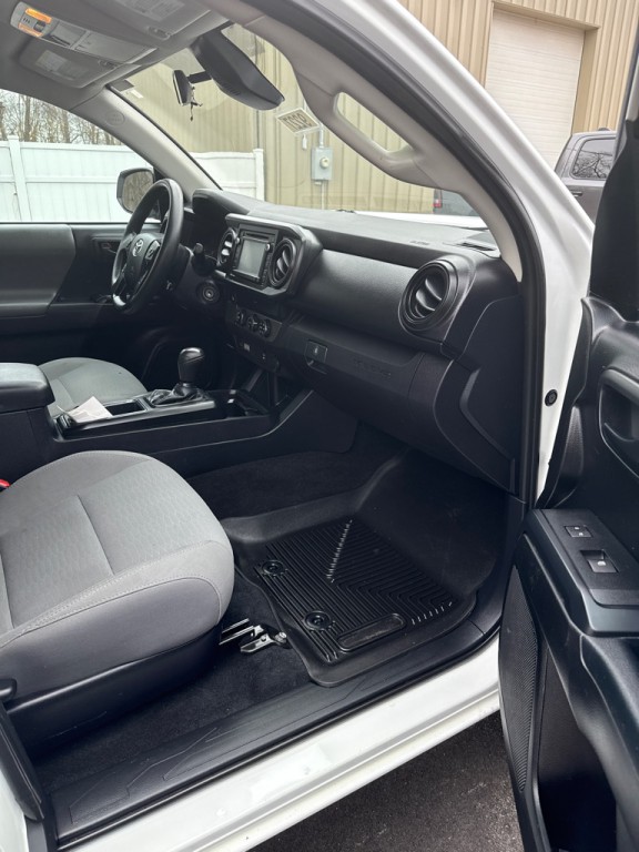 2019 Toyota Tacoma Image 7