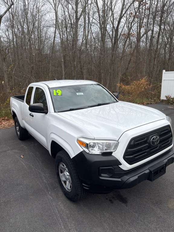 2019 Toyota Tacoma Image 9