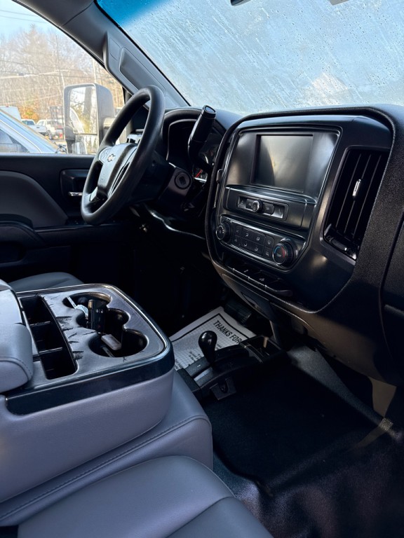 2019 Chevrolet Silverado 1500 Image 9