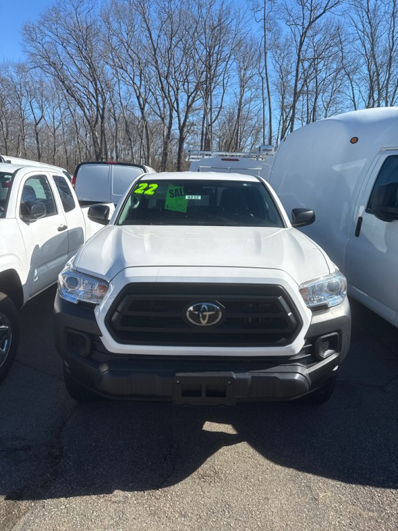 2022 Toyota Tacoma Image 2