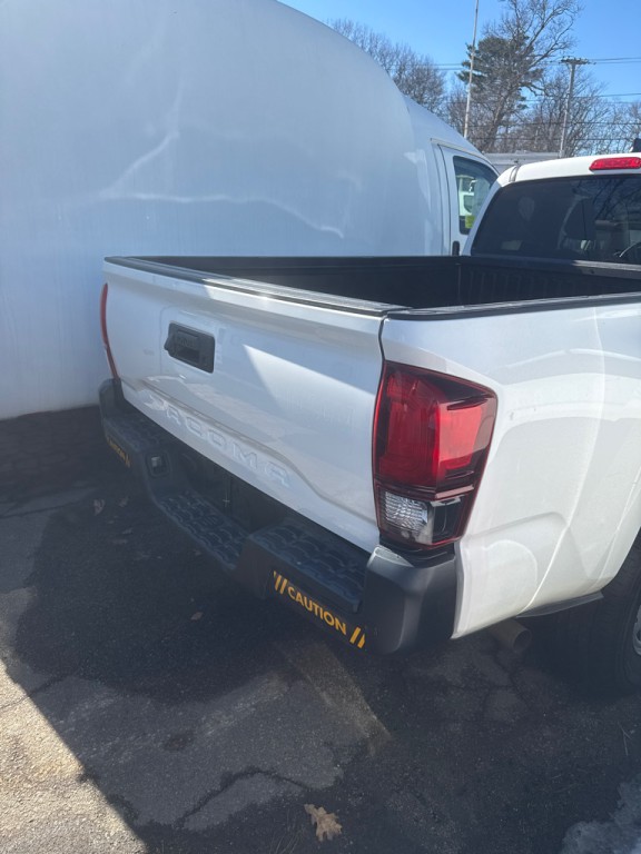 2022 Toyota Tacoma Image 5