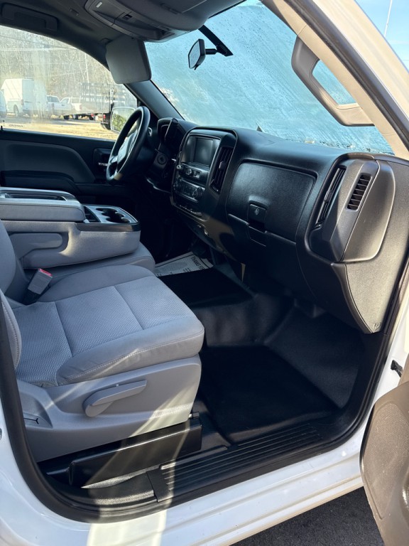 2018 Chevrolet Silverado 1500 Image 9